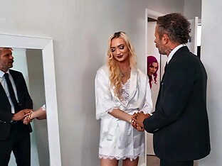 Fucking Her Sister\'s Fiance